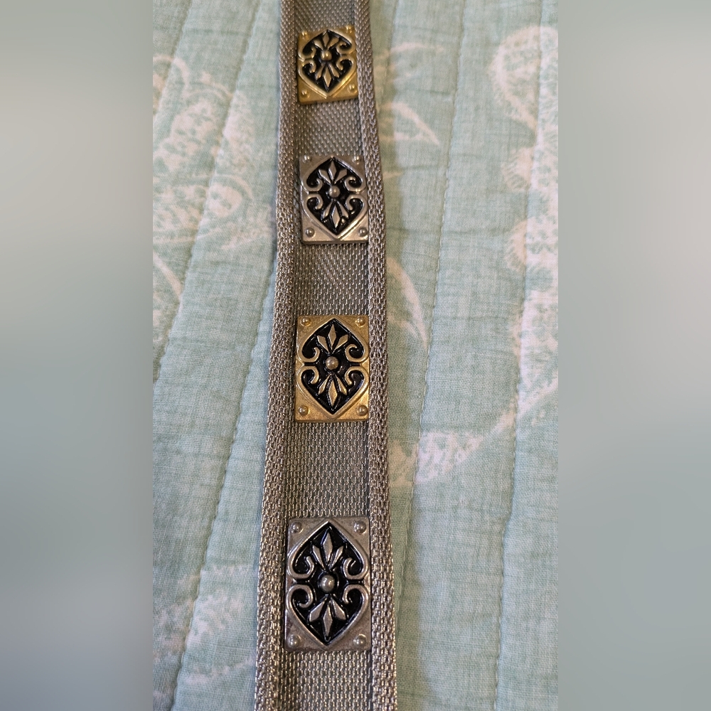 Gorgeous Silver Metal Mesh With Gold and Black Details. 39" - Picture 7 of 8